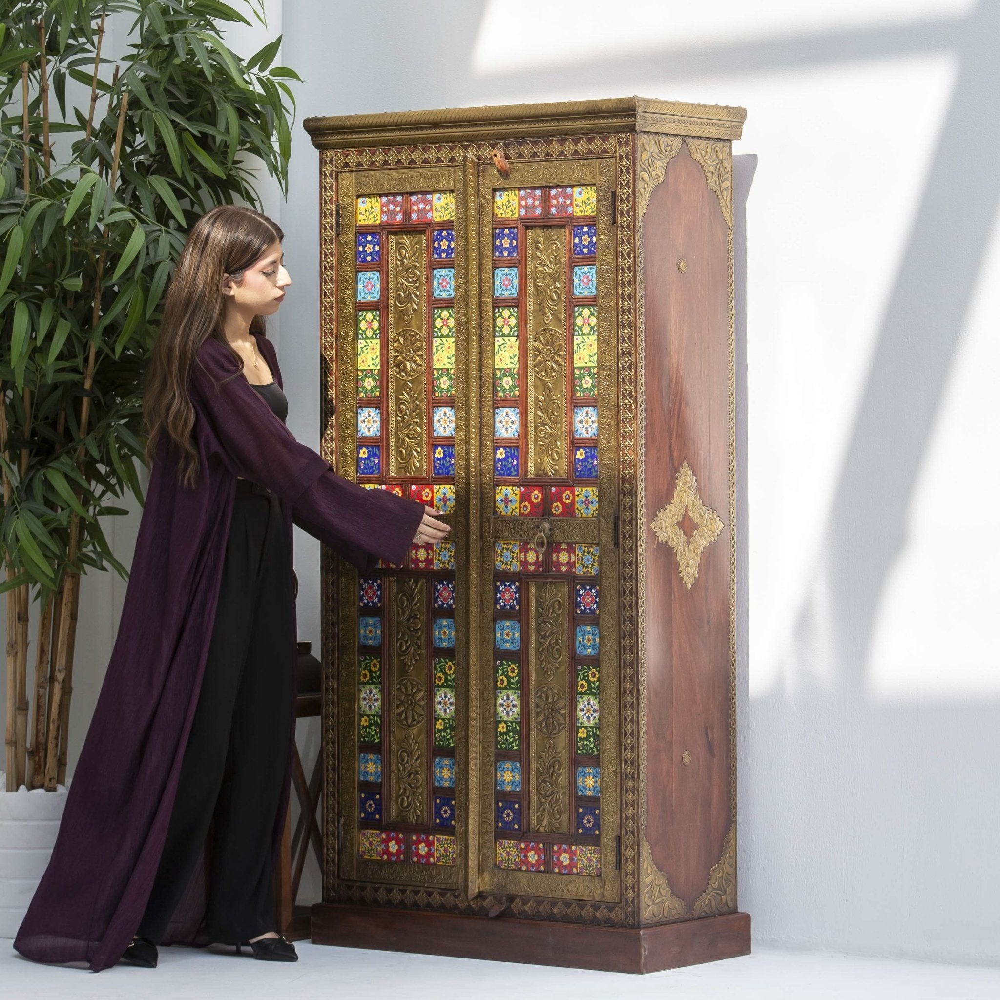 SHESTILE TILE FTD CABINET - Art and craft furniture