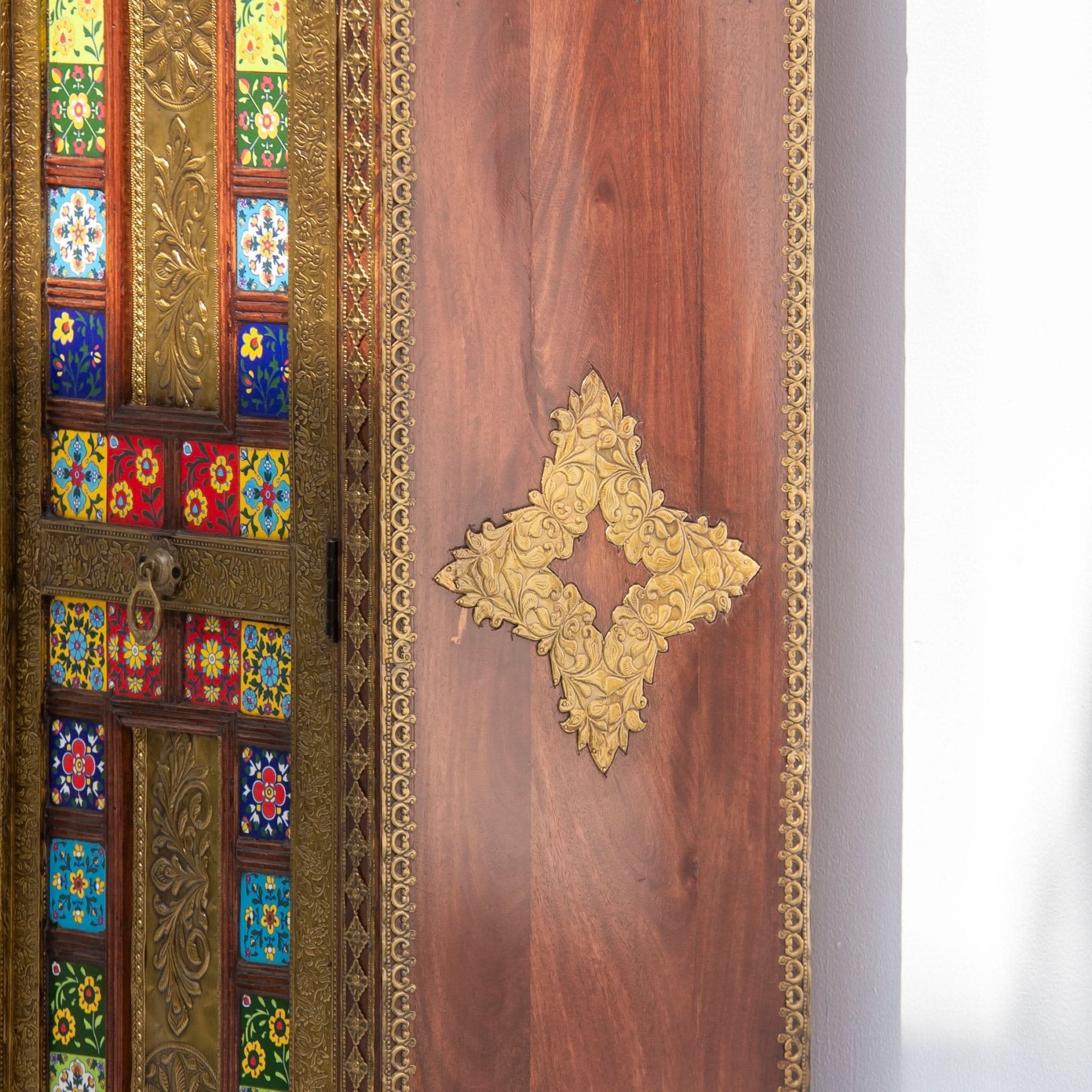 SHESTILE TILE FTD CABINET - Art and craft furniture