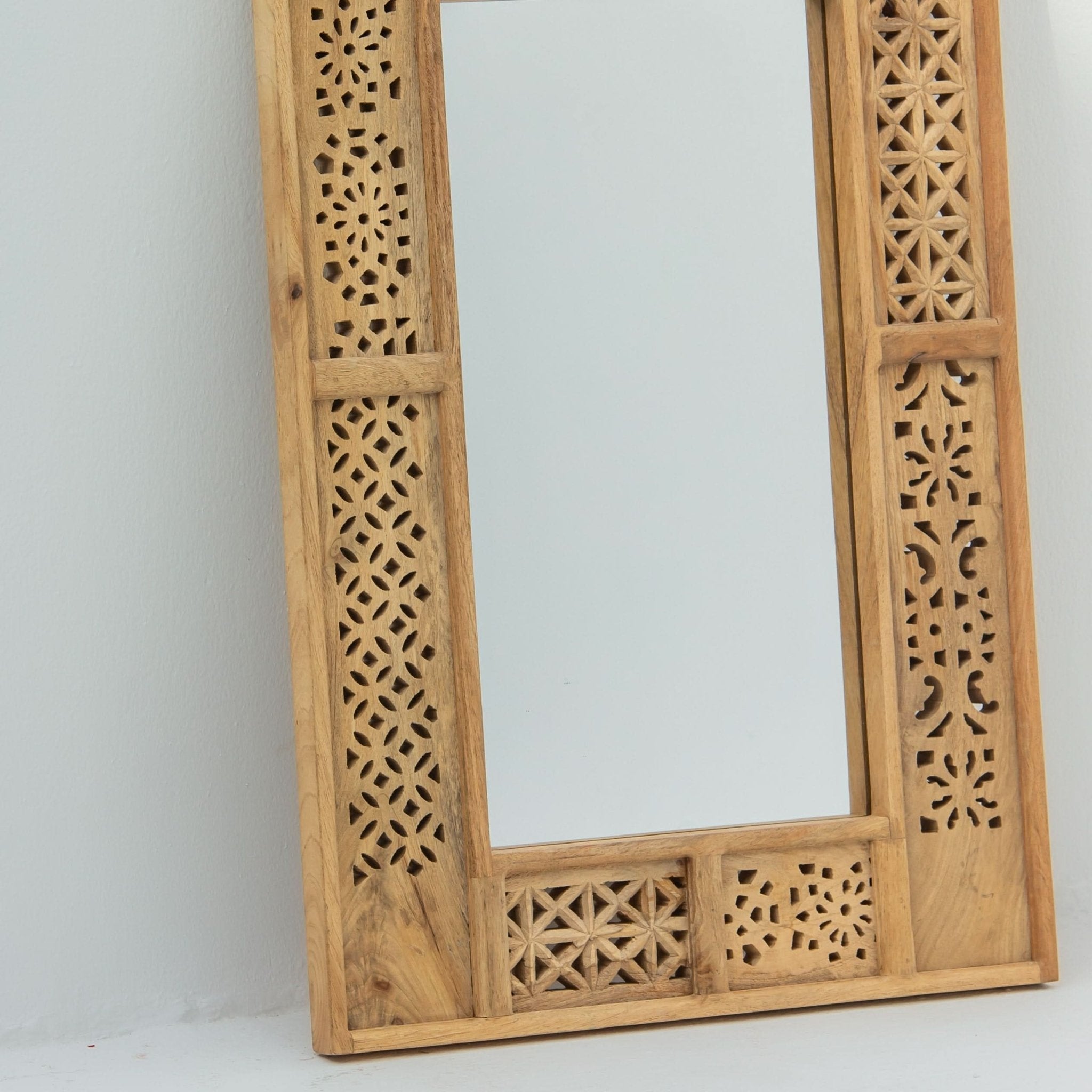 SIERRA WOODEN CARVING MIRROR FRAME - Art and craft furniture