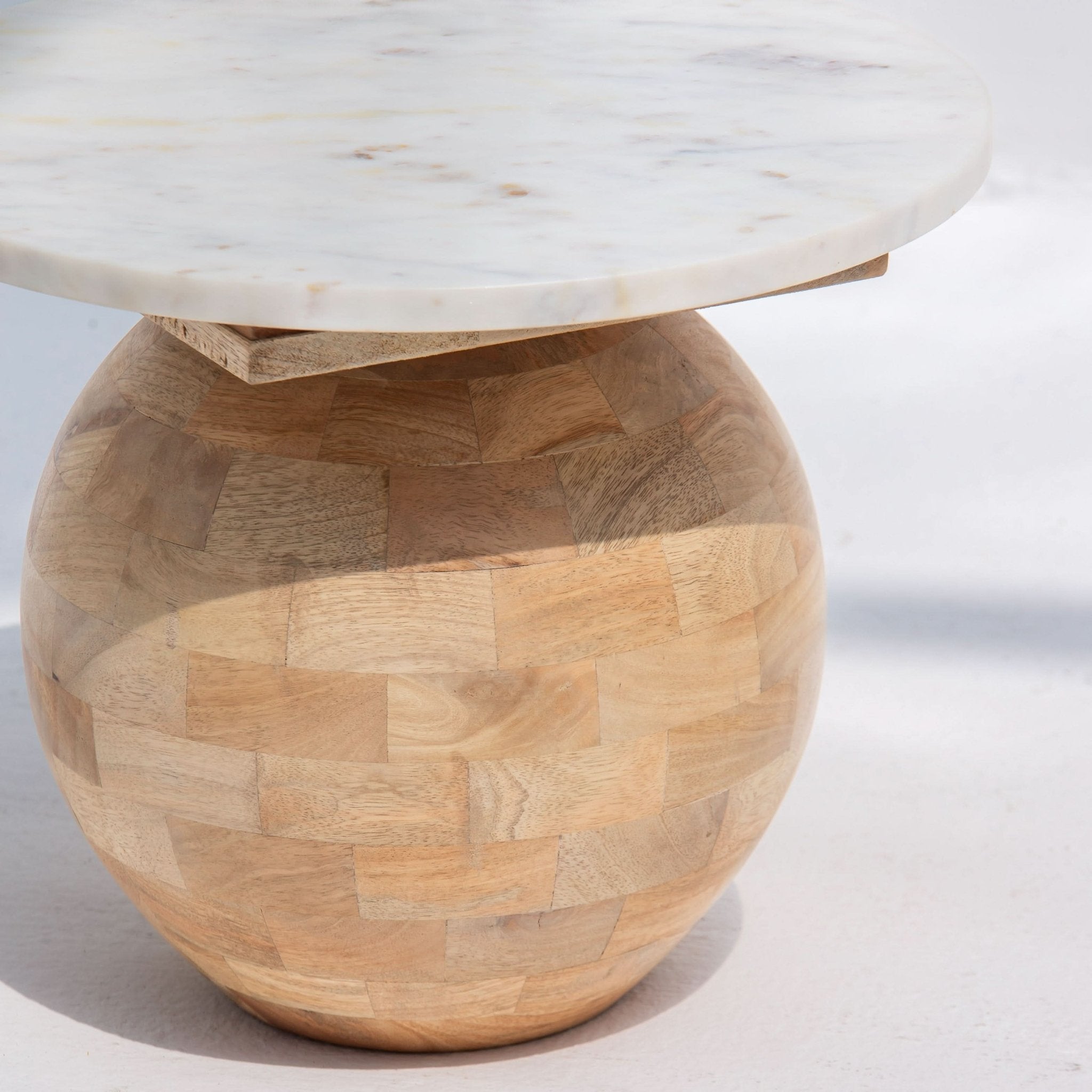 TERRALUXE MARBLE ROUND SIDE TABLE - Art and craft furniture