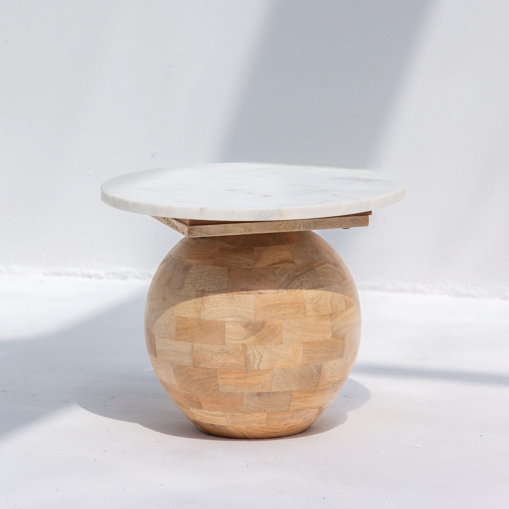 TERRALUXE MARBLE ROUND SIDE TABLE - Art and craft furniture