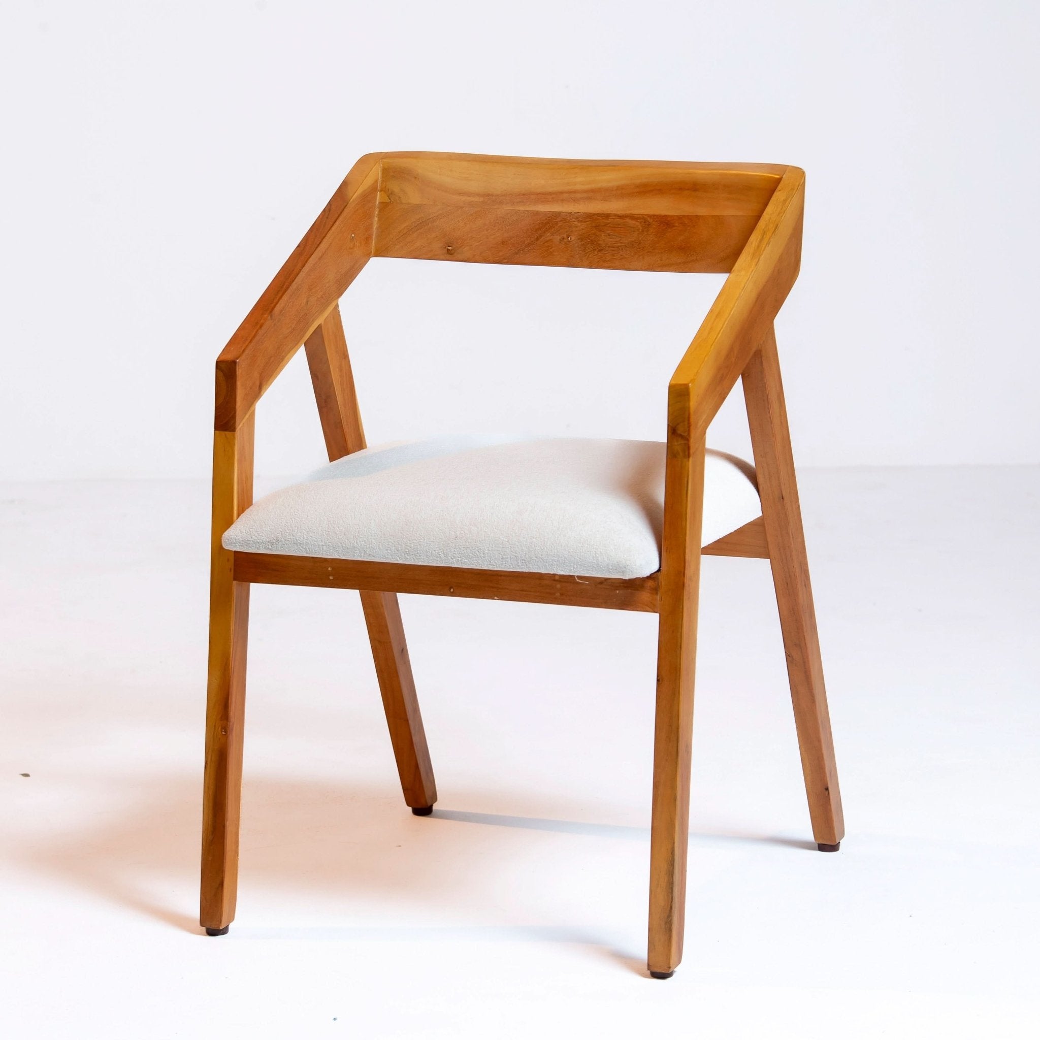 THE ARTISAN ACACIA WOOD CHAIR - Art and craft furniture