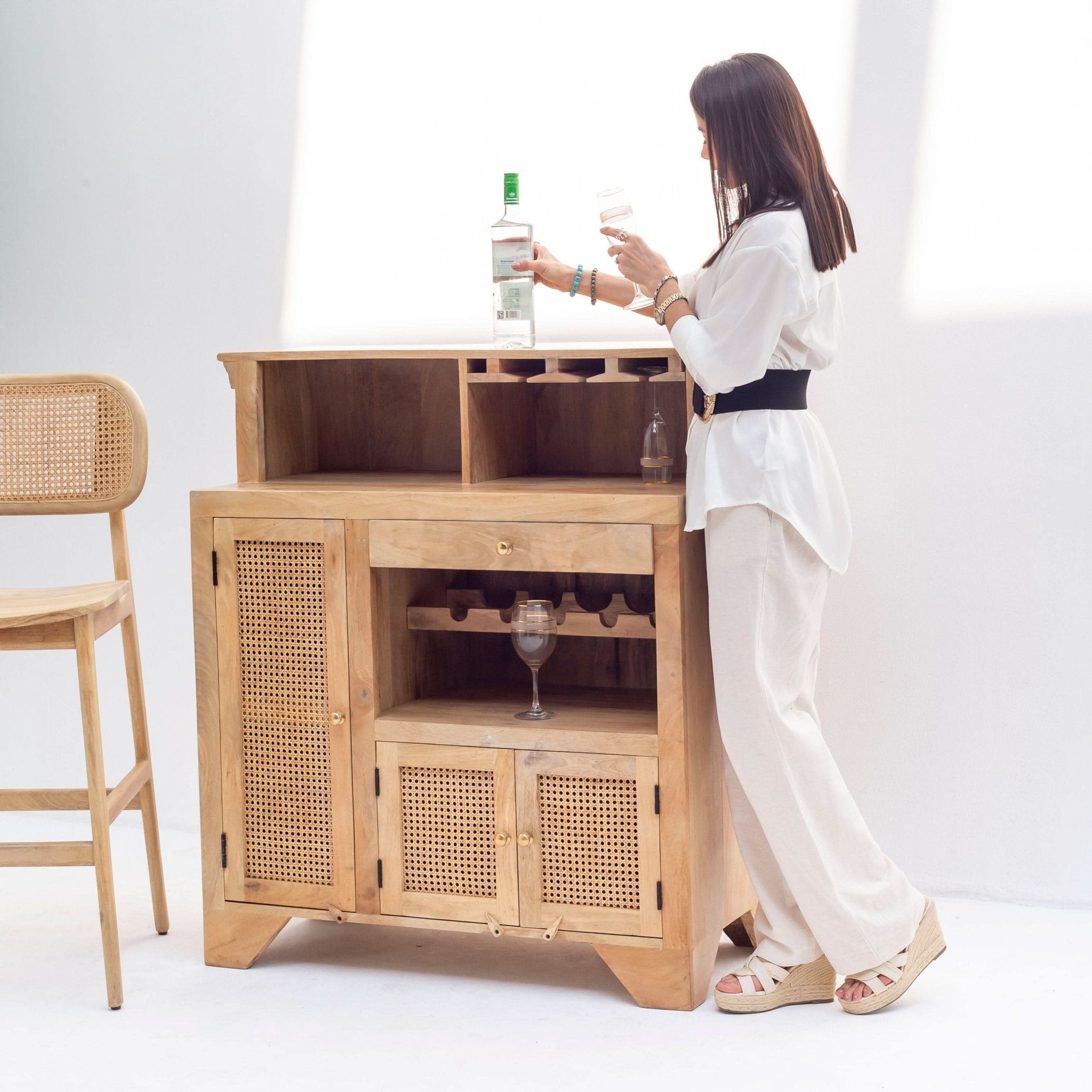 THE ELEGANT ELIXIR RATTAN BAR COUNTER - Art and craft furniture