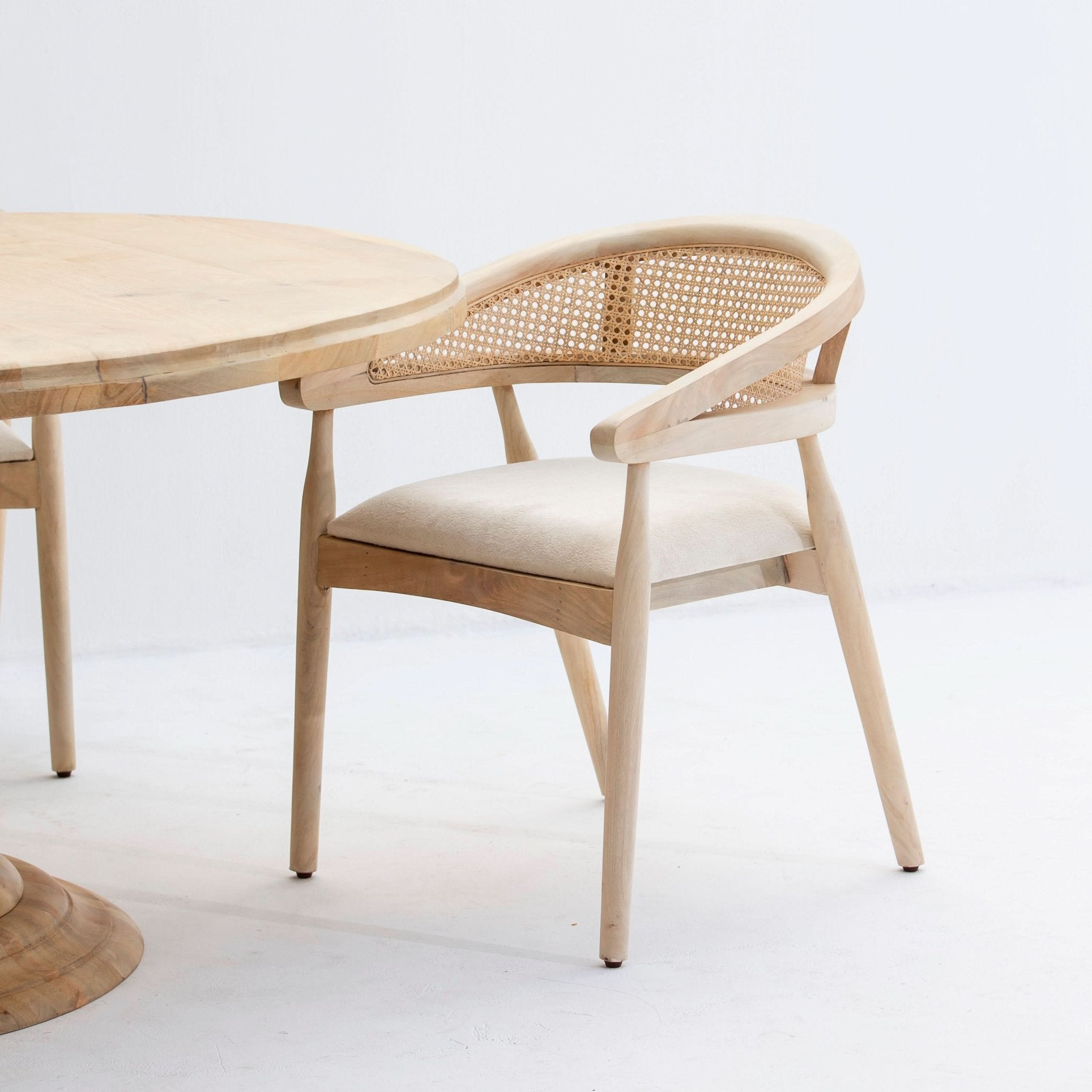THE RATTAN ELEGANCE CANE CHAIR - Art and craft furniture