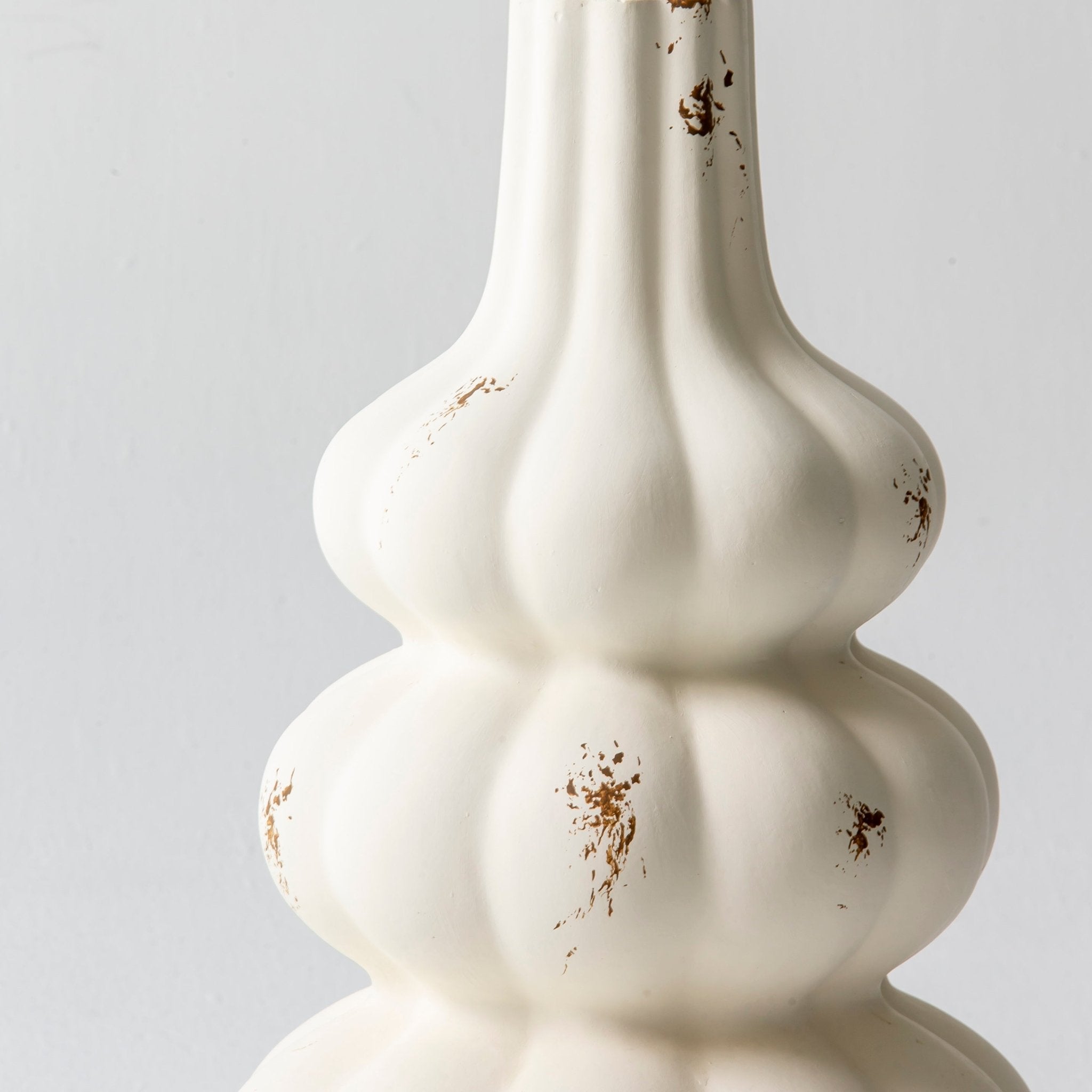 Trinity Vase - Art and craft furniture