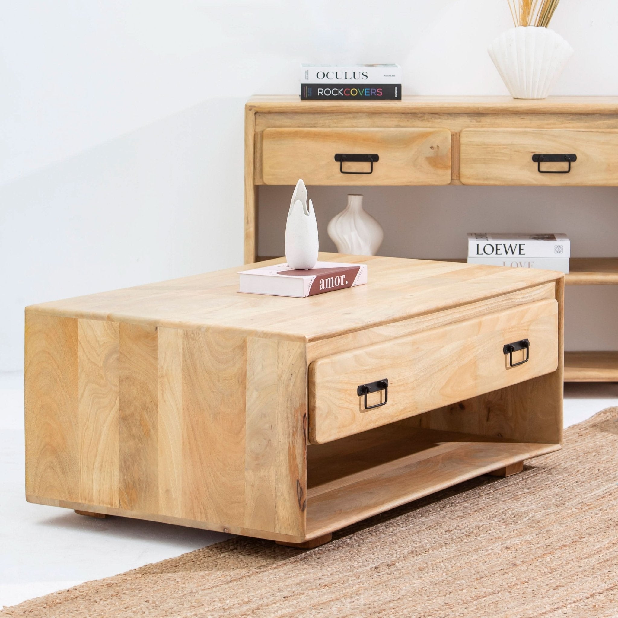 VENEZIA WOODEN COFFEE TABLE - Art and craft furniture