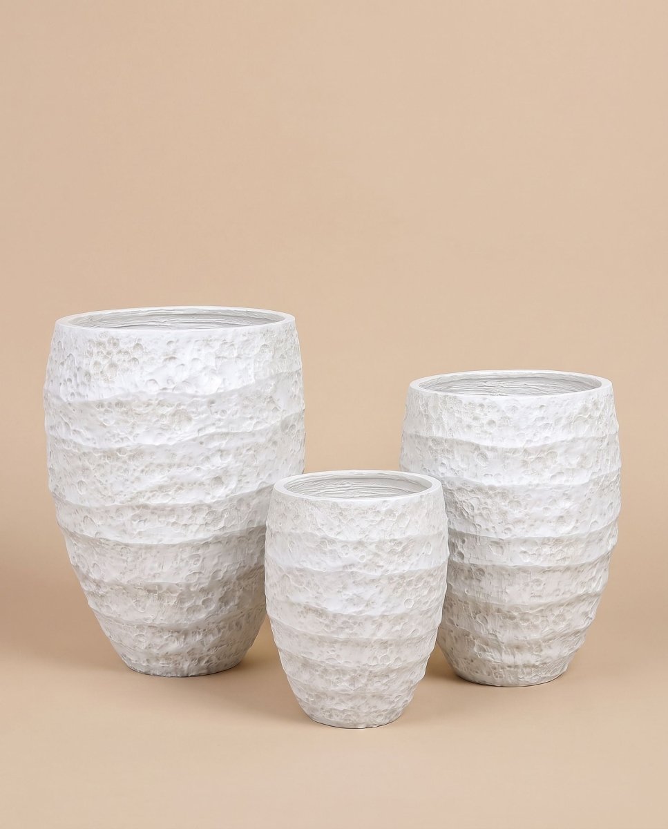 Volcanic Off White Texture Pot - Art and craft furniture