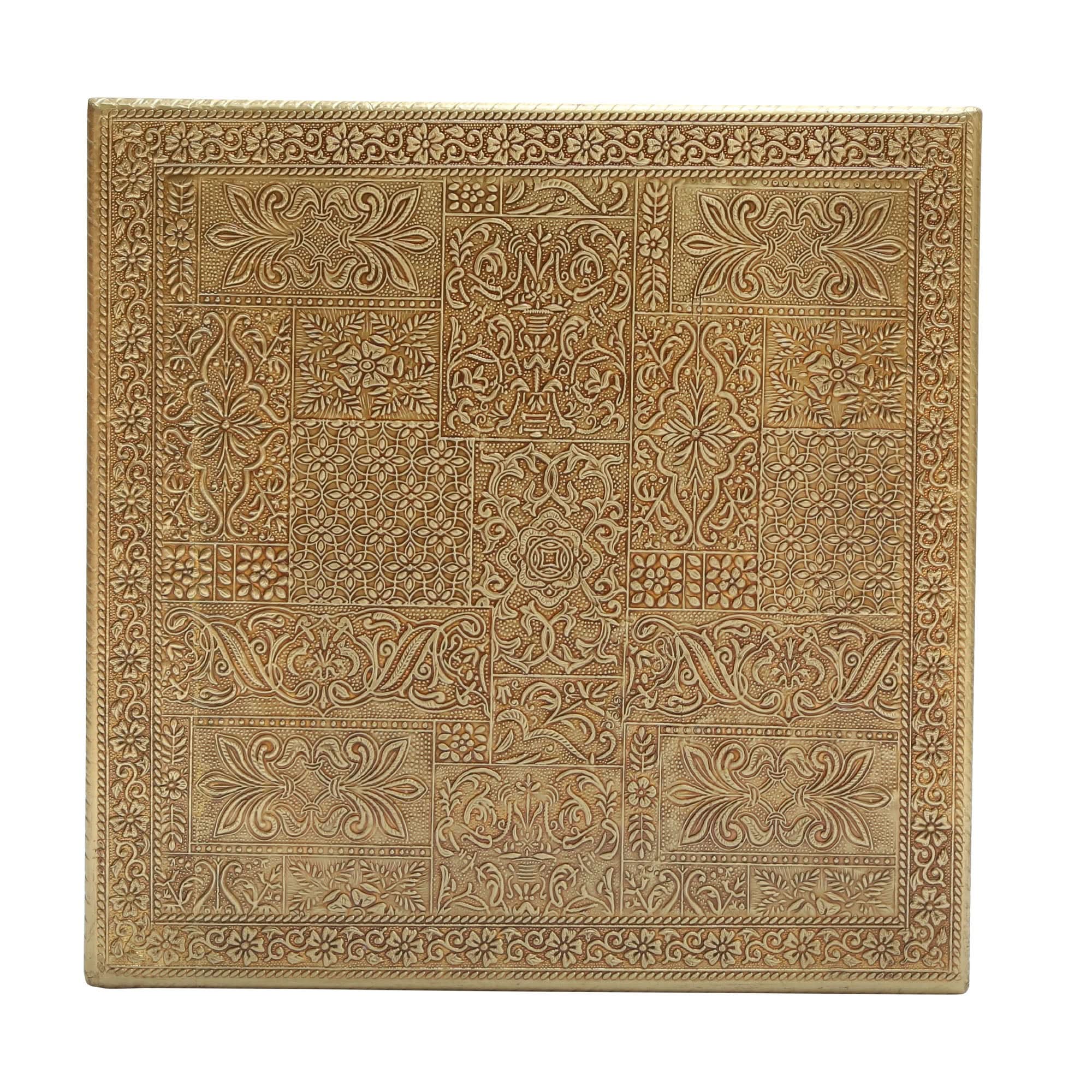 WOODEN BAJOT BRASS FTD - Art and craft furniture