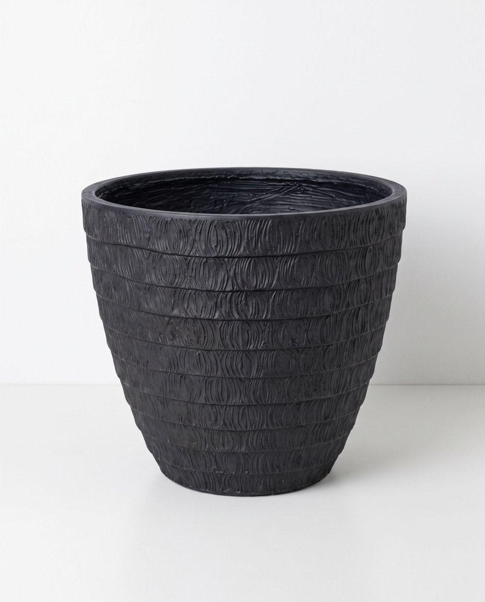 Zerra Black planter - Art and craft furniture